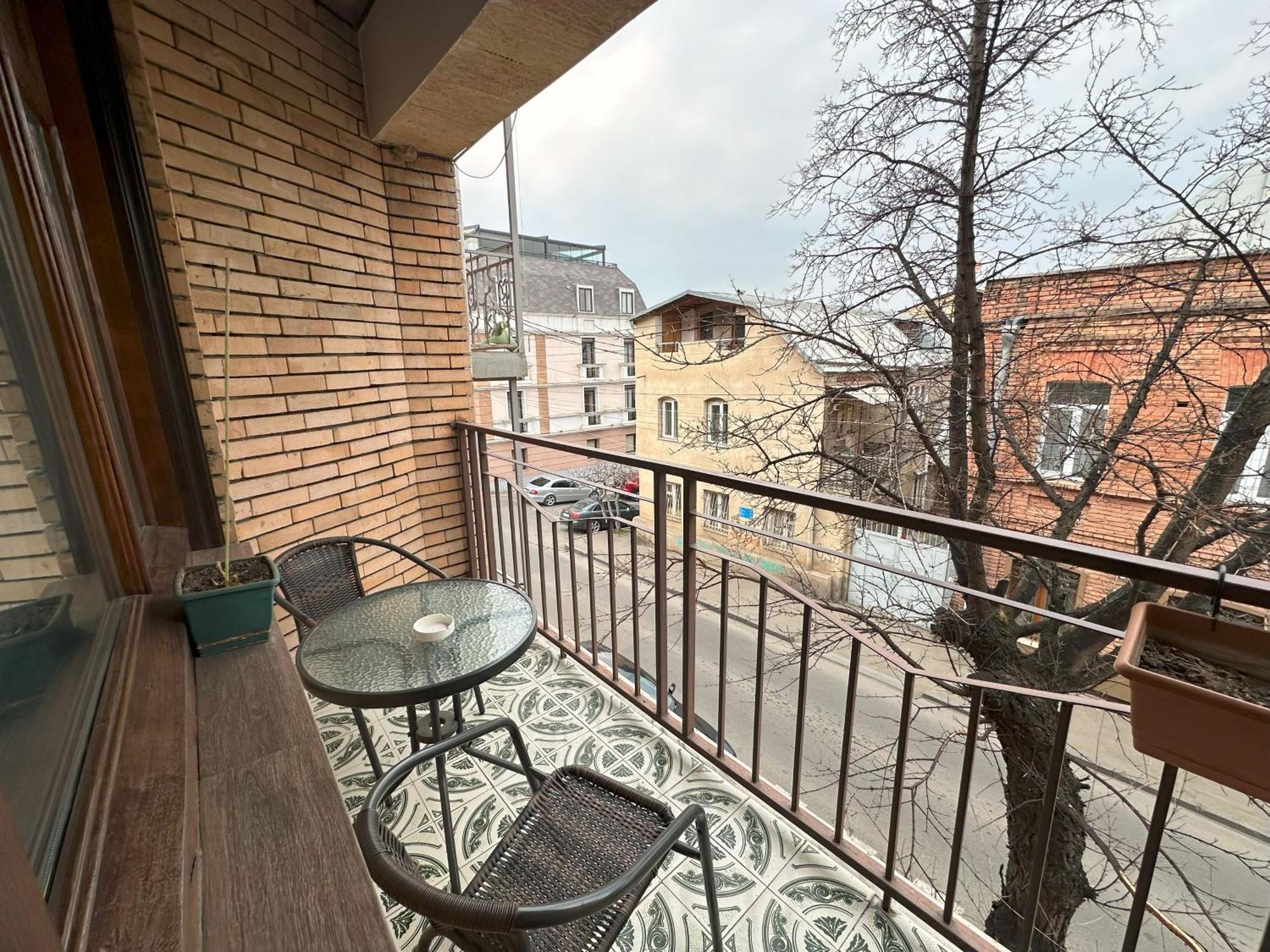 Hotel Home Tbilisi Luaran gambar